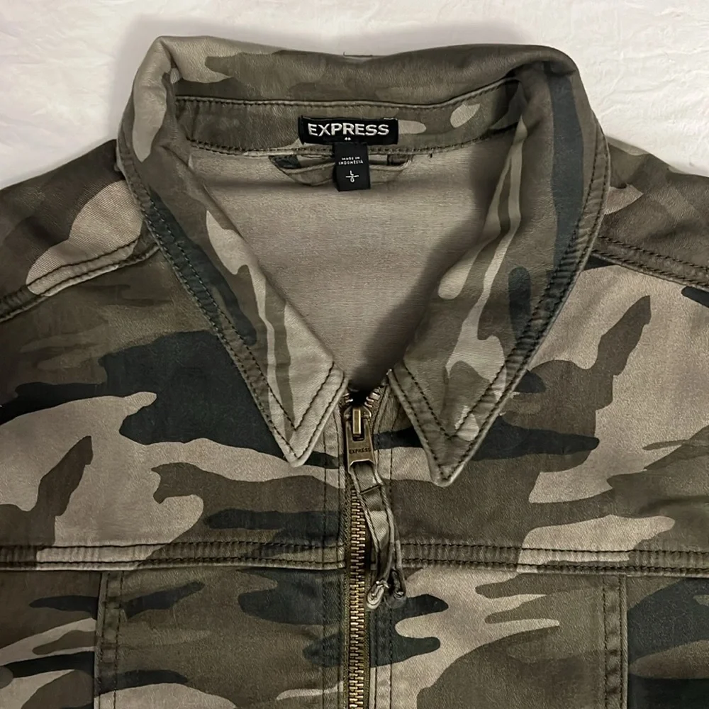 Express Camo Jacket - Picture 3 of 6